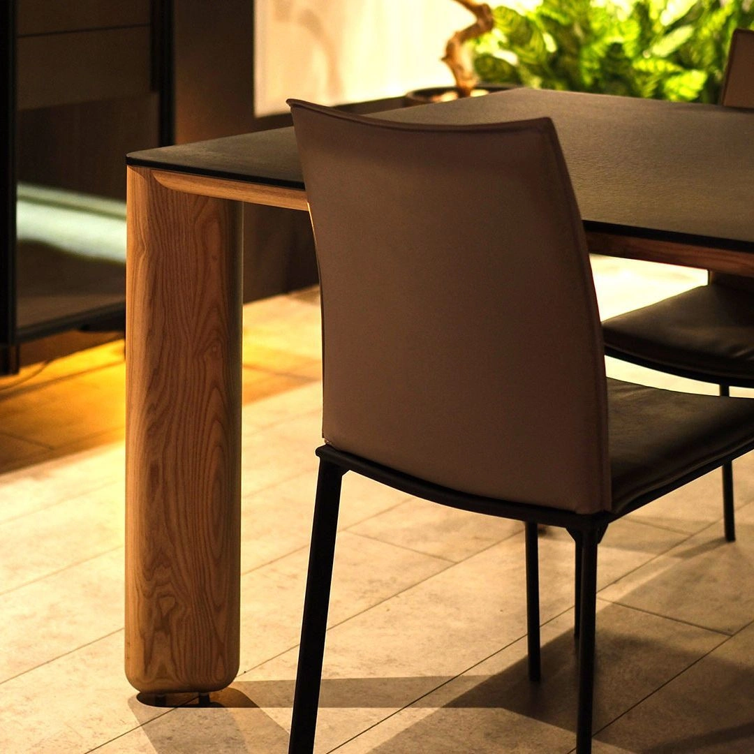 Стол обеденный Momo (200) массив бук + пластик изображение Стол обеденный Momo (200) массив бук + пластик фото