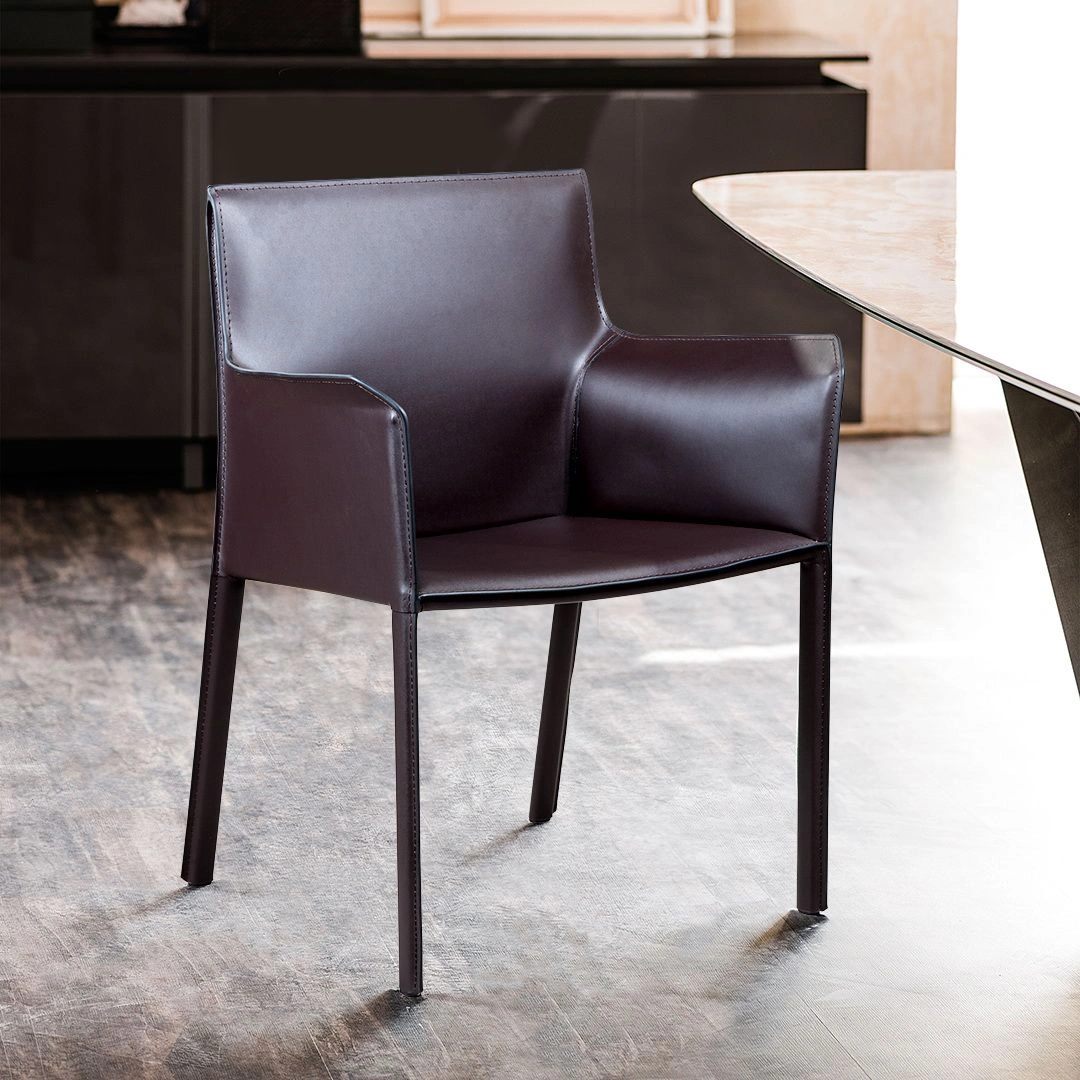 Стул с подлокотниками Barrie, кожа коричневый изображение Стул с подлокотниками Barrie, кожа коричневый фото