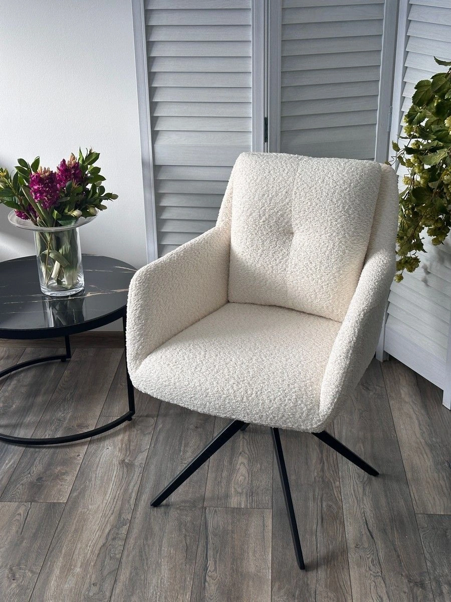 Стул Honey букле белый, поворотный механизм 360 градусов изображение Стул Honey букле белый, поворотный механизм 360 градусов фото