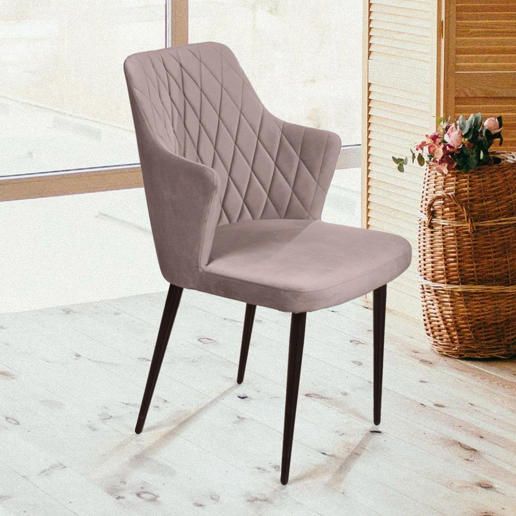 Стул с подлокотниками Hunt ромб, бархат пепельно-бежевый 25 / чёрный конус изображение Стул с подлокотниками Hunt ромб, бархат пепельно-бежевый 25 / чёрный конус фото