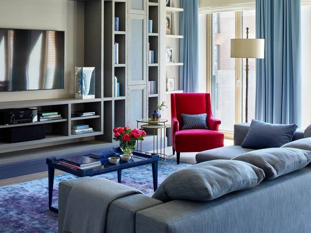 Интерьер гостиной с мягкой мебелью