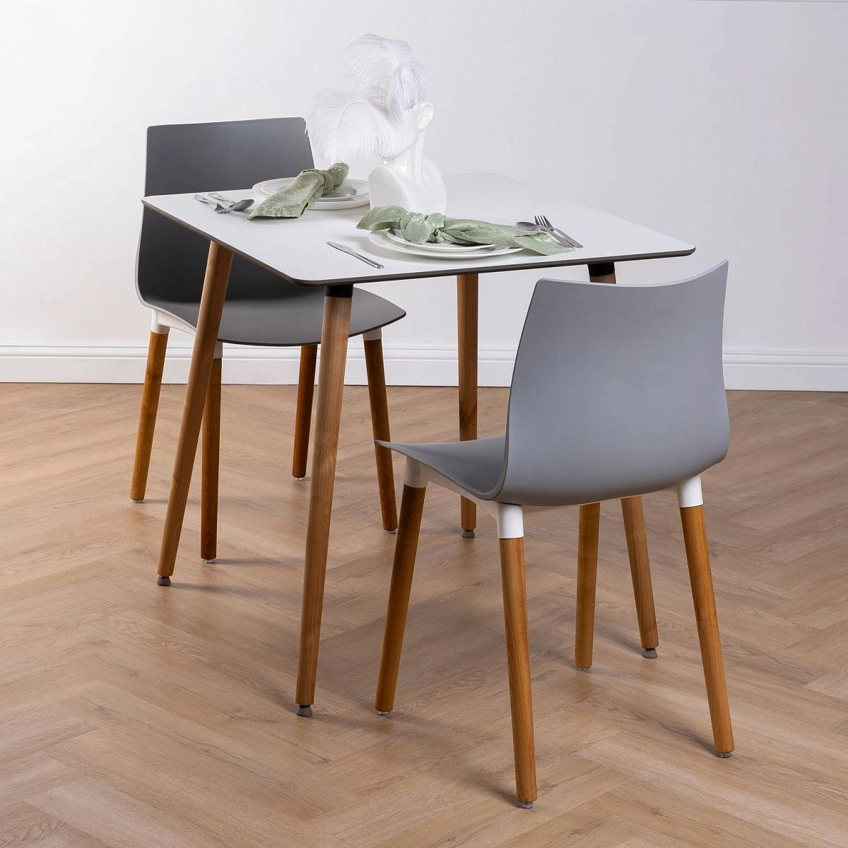 Стул Bras, (комплект 2 шт), пластик серый / опоры дерево изображение Стул Bras, (комплект 2 шт), пластик серый / опоры дерево фото