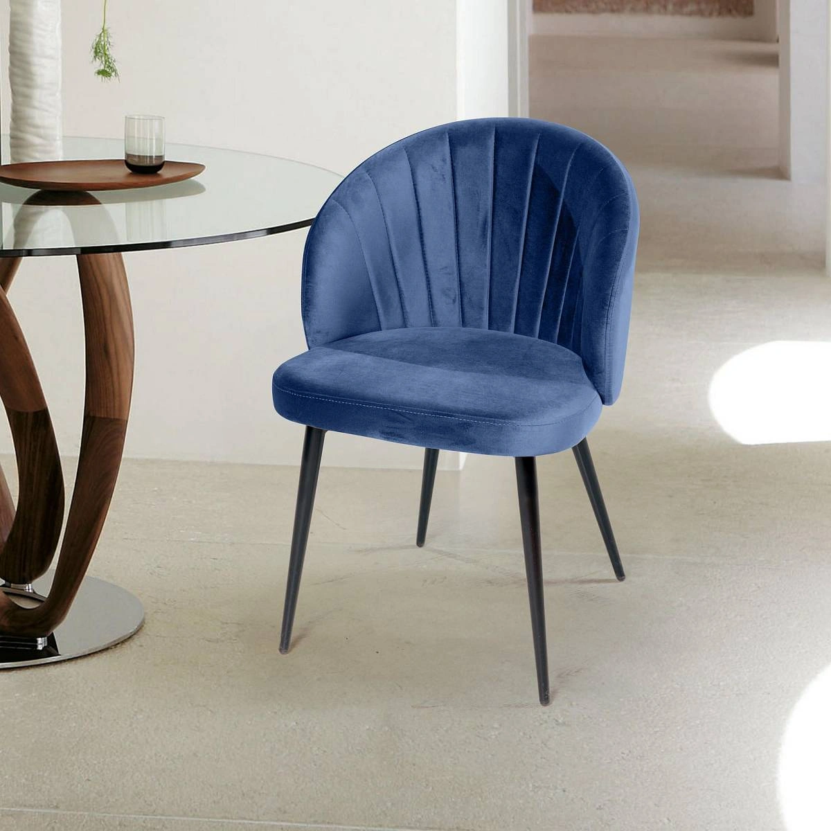 Стул Mont Blanc, бархат синий 29 / черный конус изображение Стул Mont Blanc, бархат синий 29 / черный конус фото