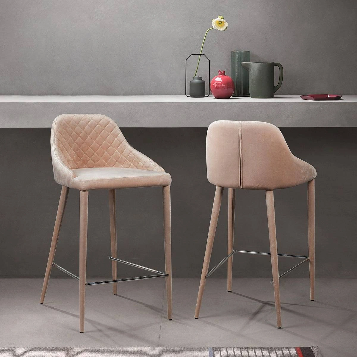 Стул полубарный Douglas, бархат бежевый изображение Стул полубарный Douglas, бархат бежевый фото