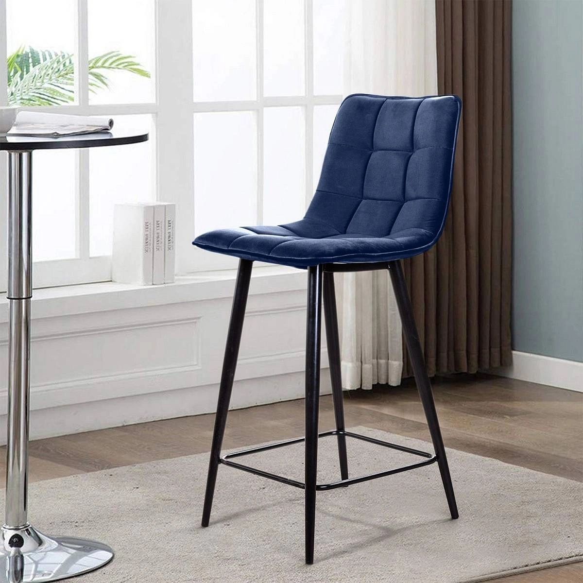 Стул полубарный UNO, бархат синий 29 / чёрный конус изображение Стул полубарный UNO, бархат синий 29 / чёрный конус фото